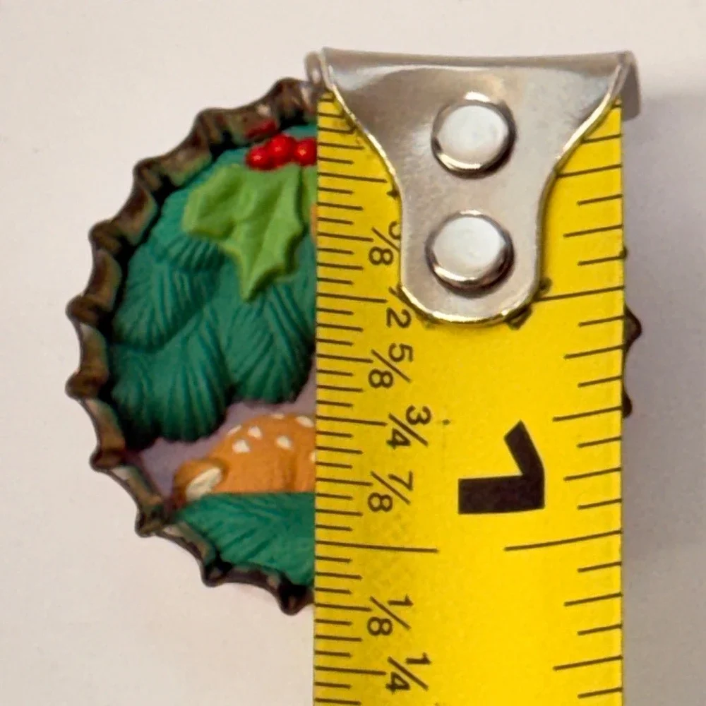 1994 Hallmark Keepsake Ornament Cozy Christmas Miniature Fawn Bottle Cap QXC4119